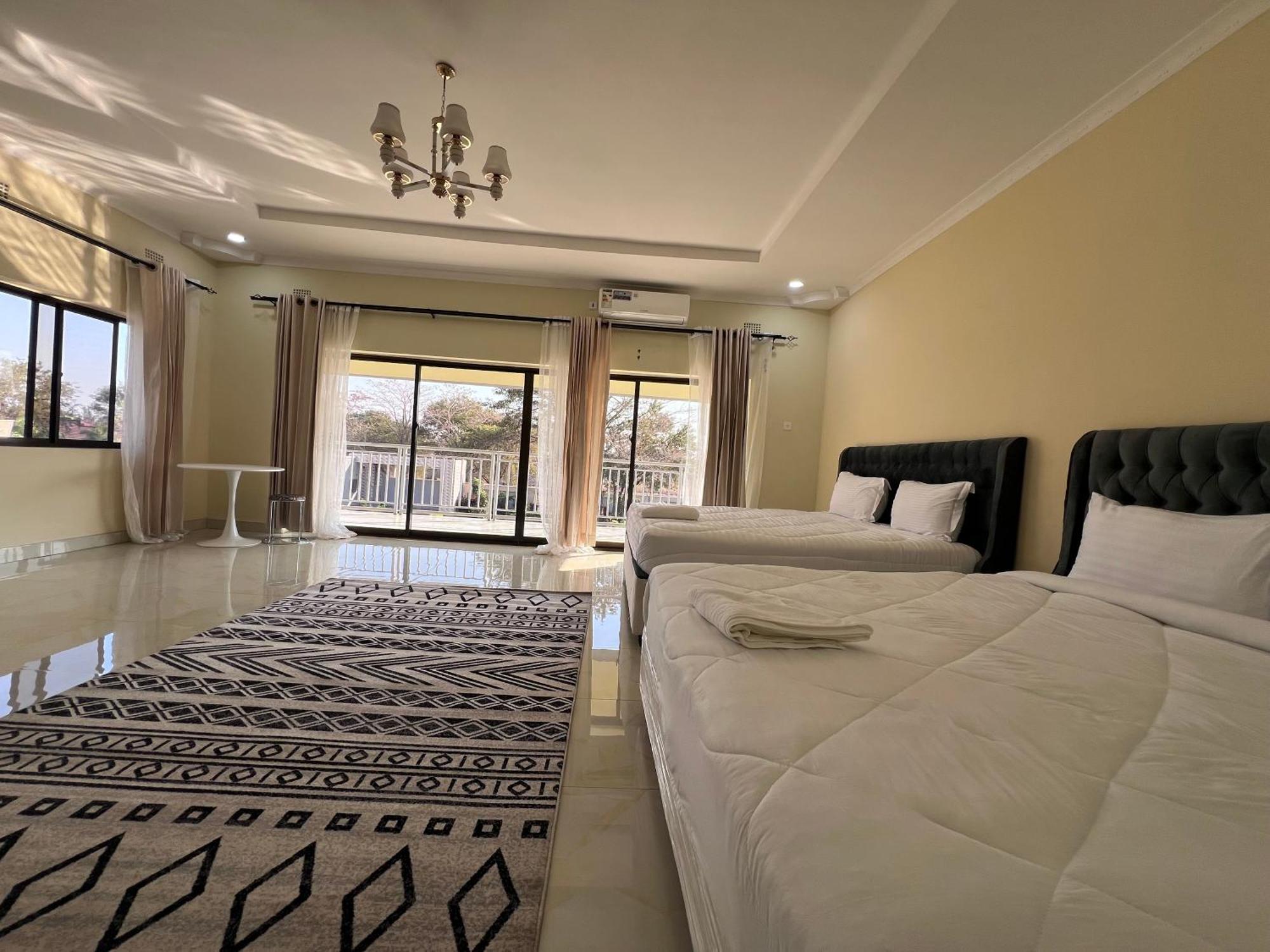 Kasbek Lodge And Tours Lusaka Exterior photo